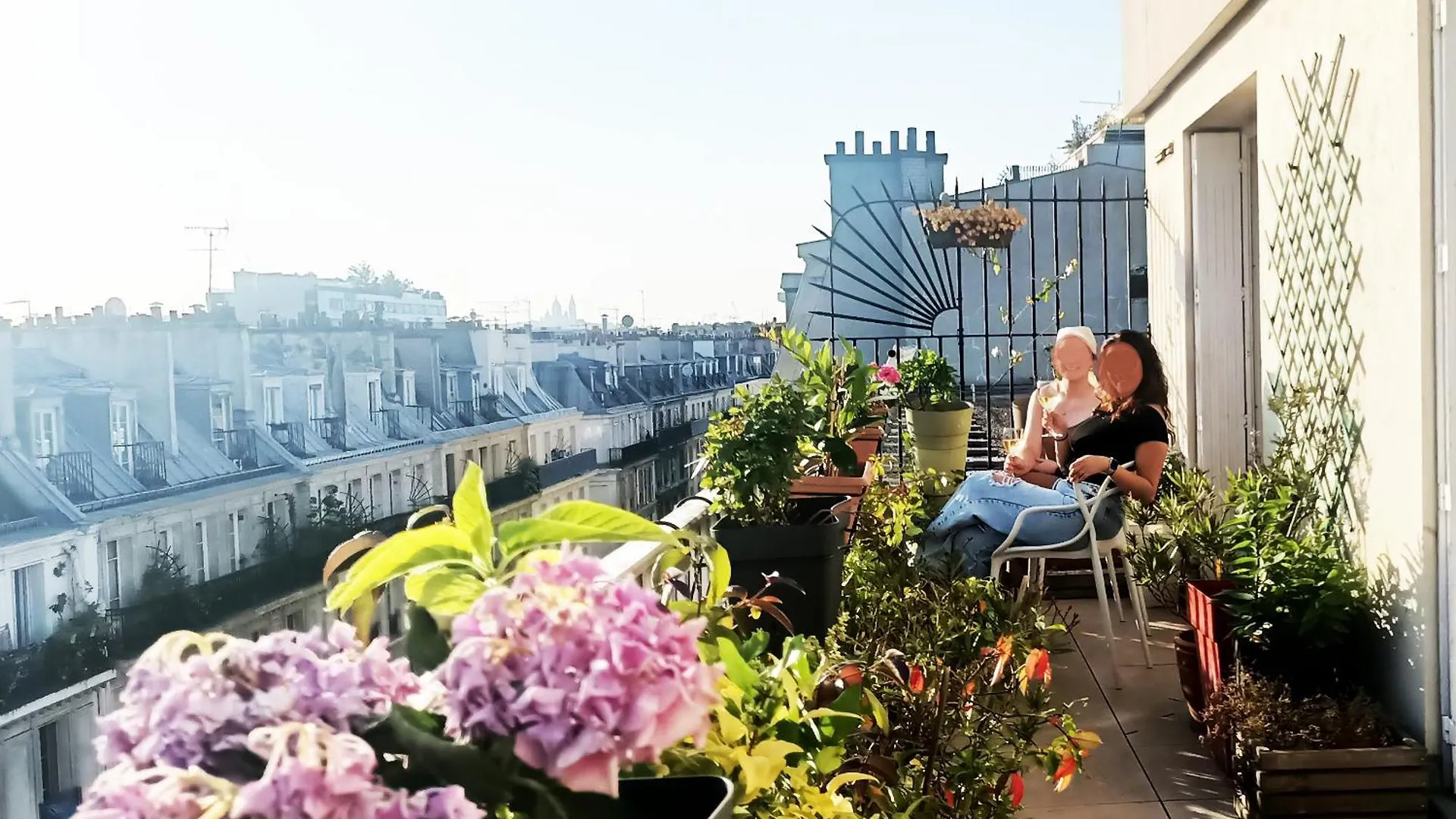 King Bedroom And Terrace In Center, Shared Bathroom * Paris
